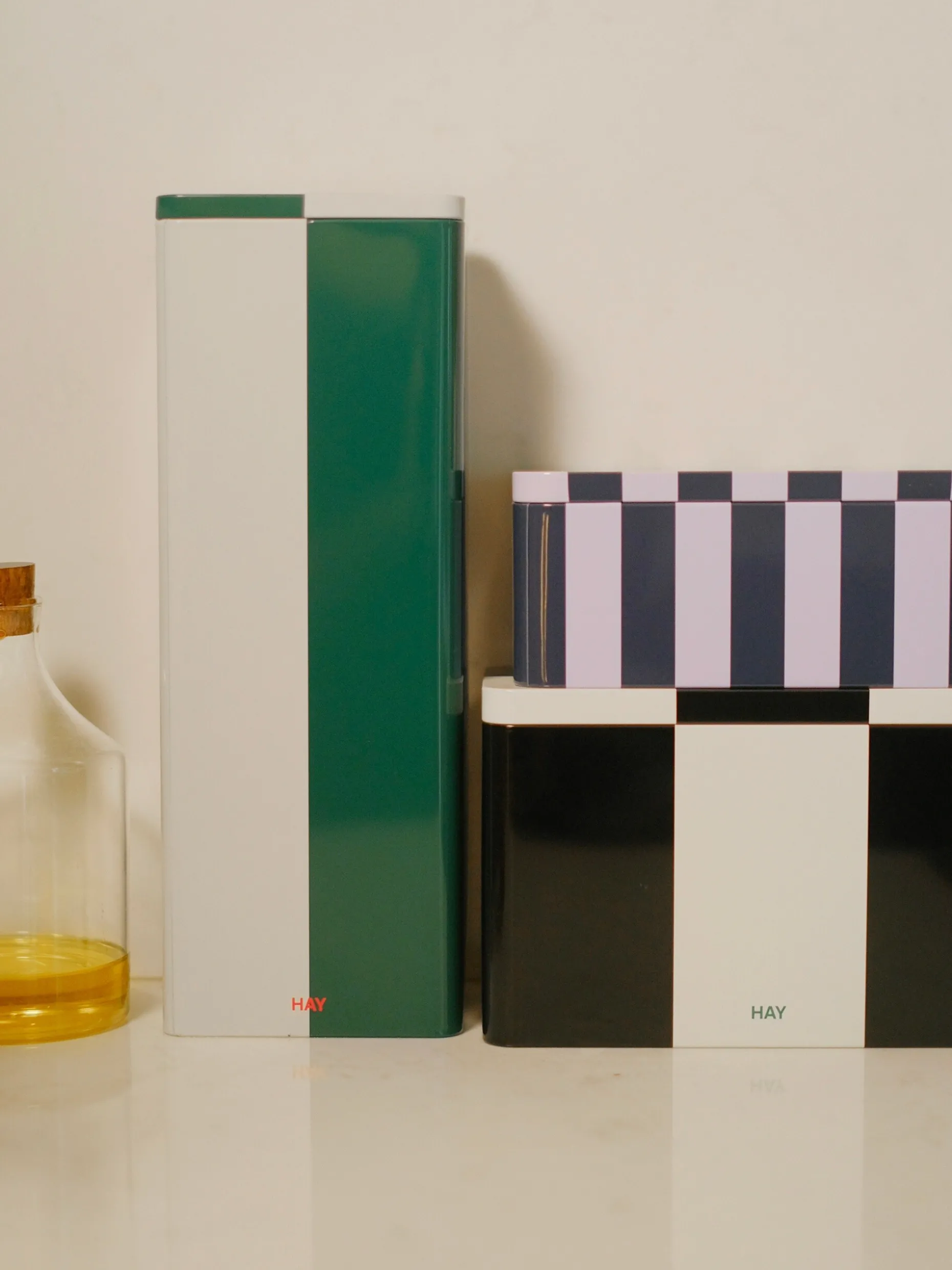 Boite en metal slim blanc et vert - hay