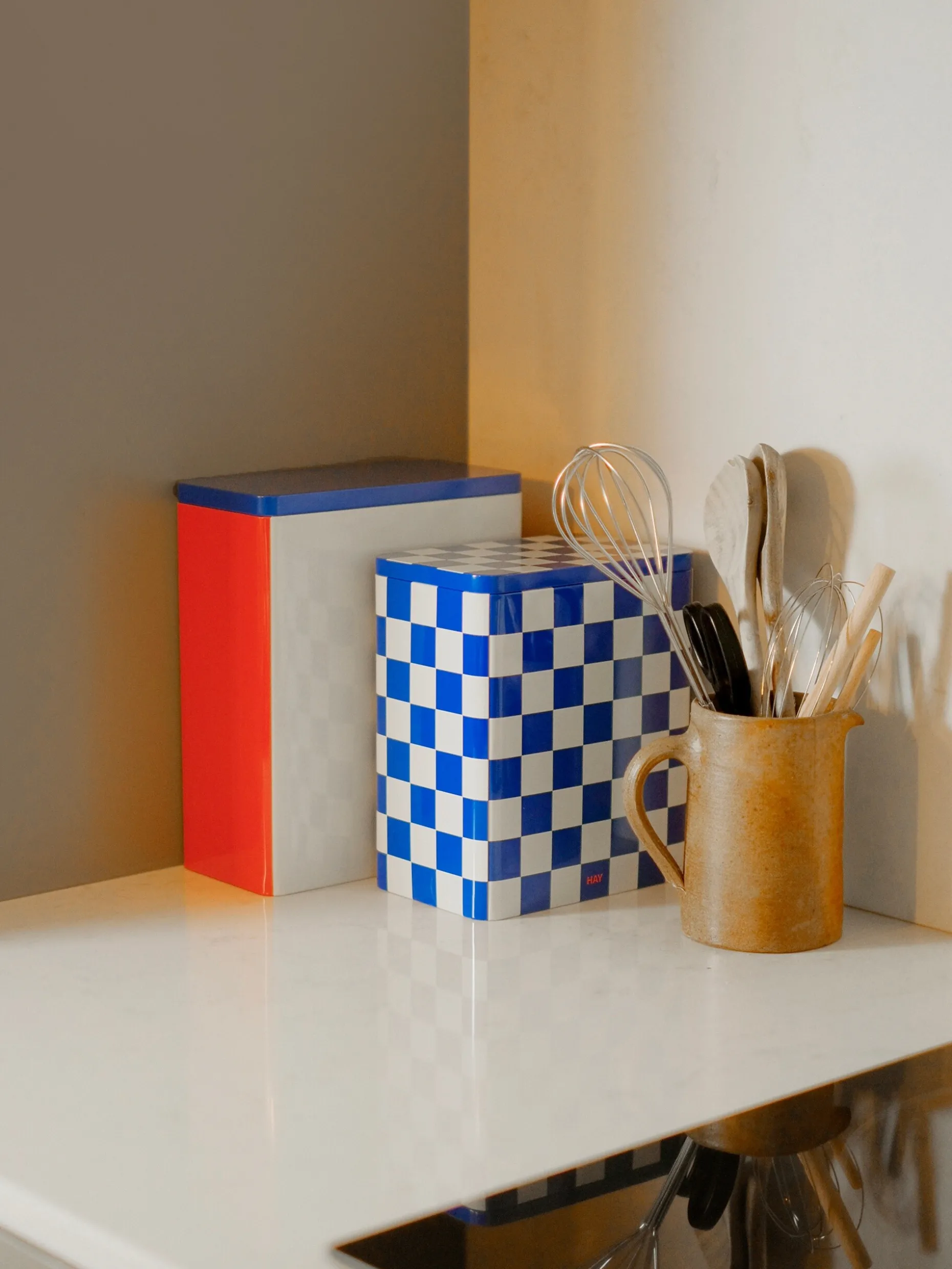 Boite en metal tricolore - hay