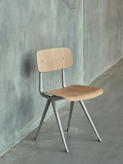 Chaise result wim rietveld chene clair pied beige - hay