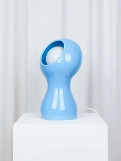 Lampe a poser glob bleu - lola mayeras