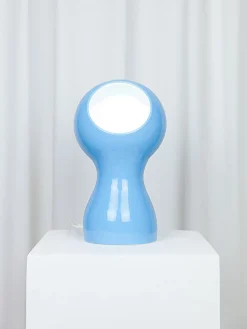 Lampe a poser glob bleu - lola mayeras