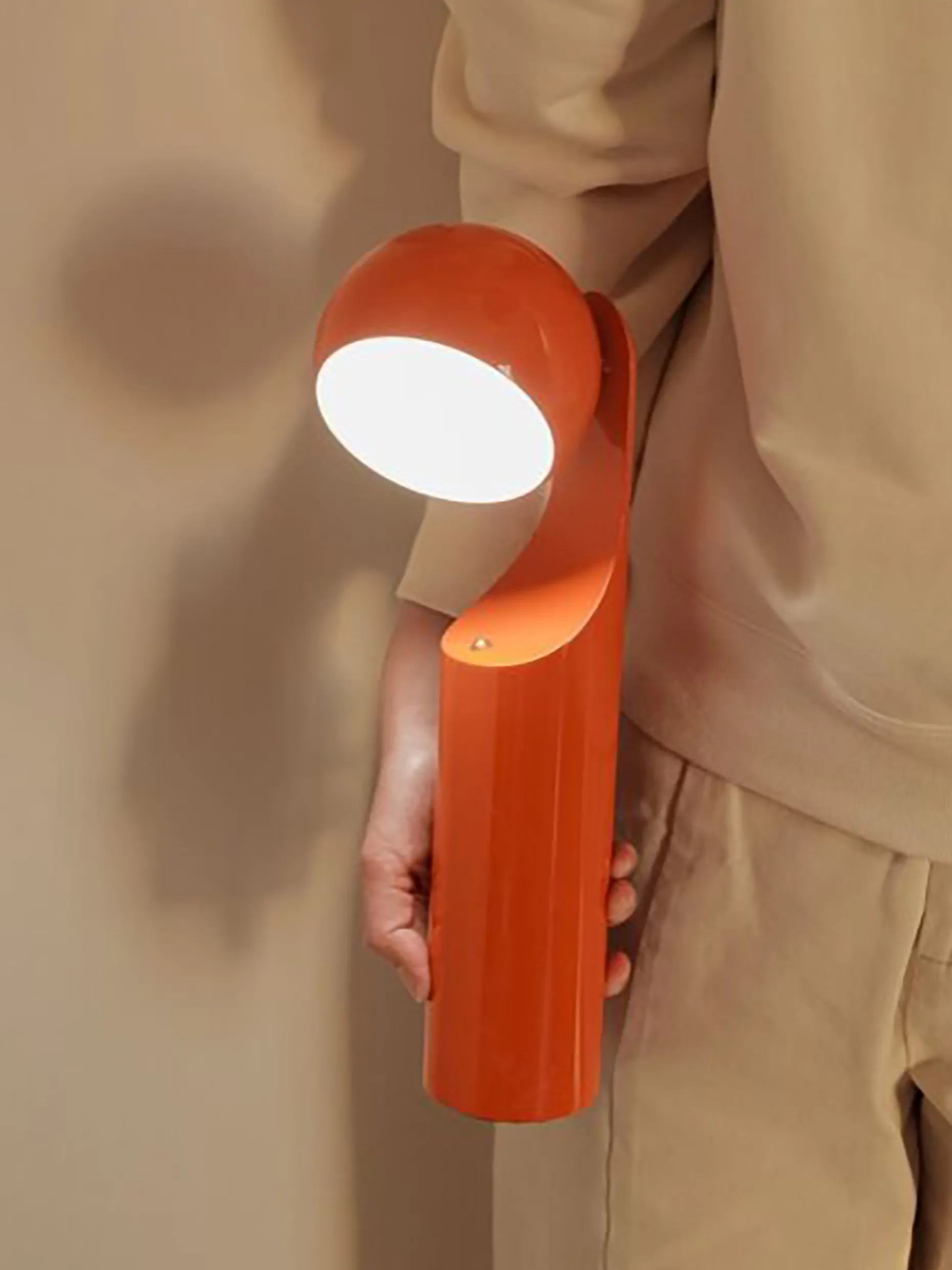 Lampe a poser sans fil rechargeable mono tangerine - house of home