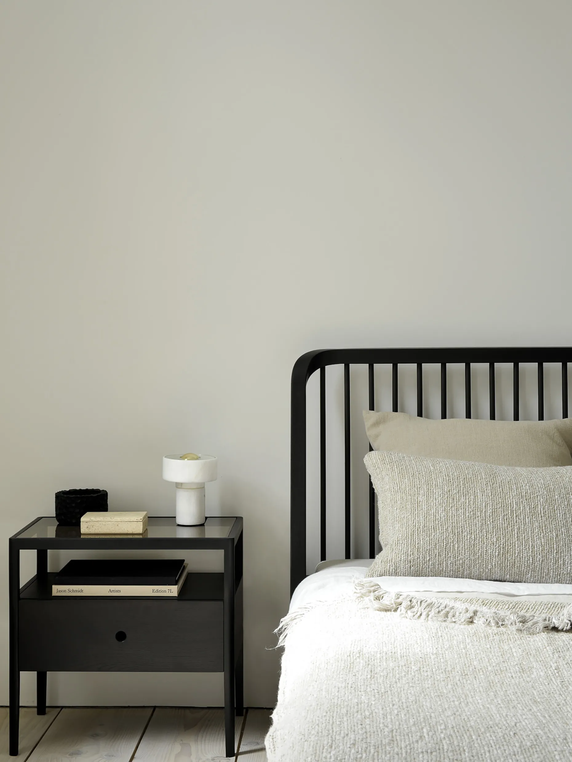 Lit spindle chene noir 180x200 cm - ethnicraft