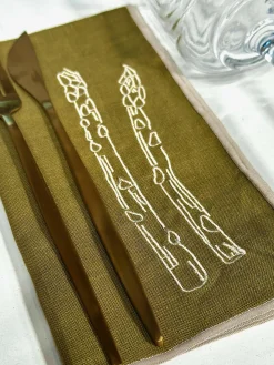 Lot de 2 srviettes asperges kaki - the eclectic lifestyle