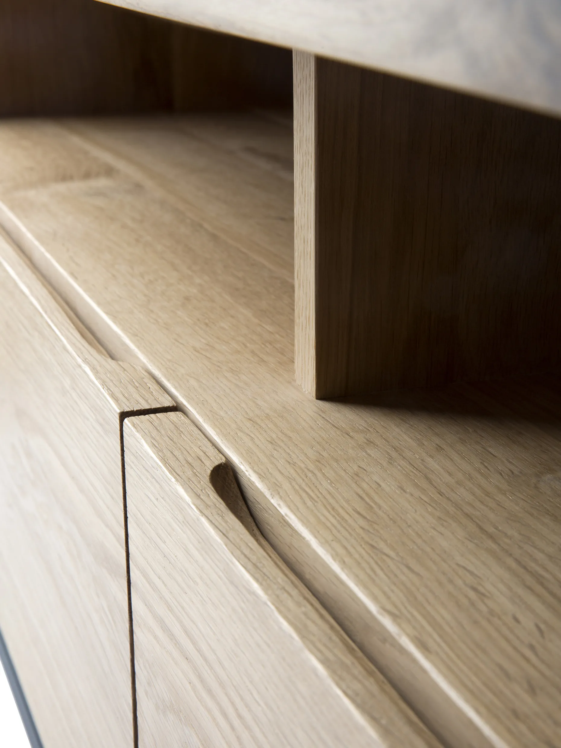 Meuble tv ligna chene massif - ethnicraft